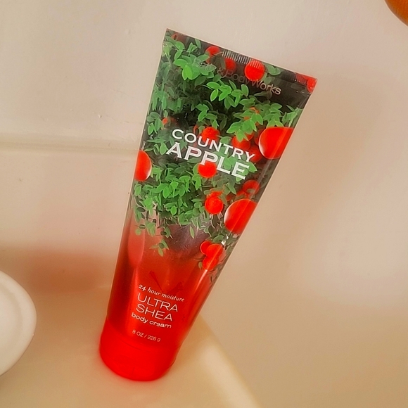 Bath & Body Works Other - Country apple